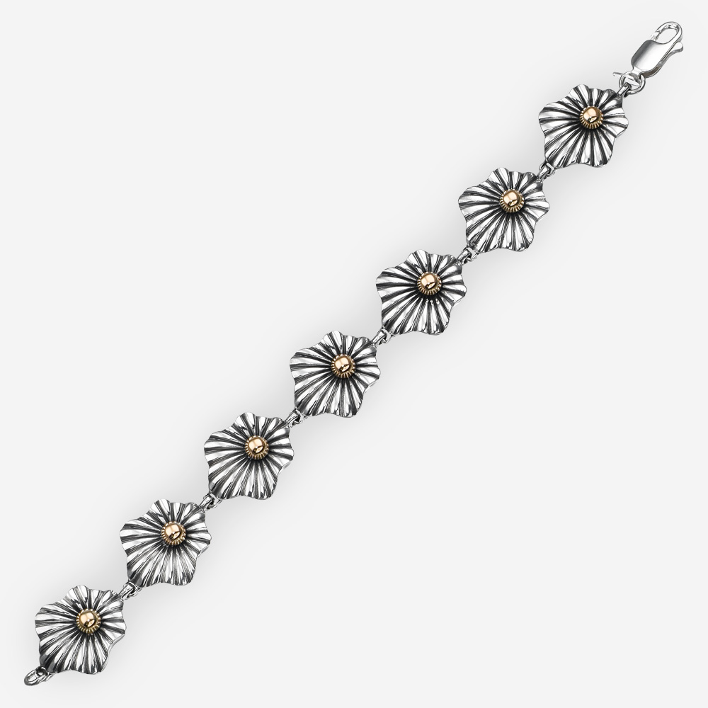 Brazalete floral enlazado de dos tonos de plata fina echa a mano con oro de 14k.